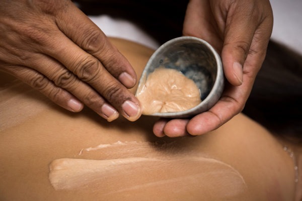 Gold Flake Oil massage Gold Flake Oil massage